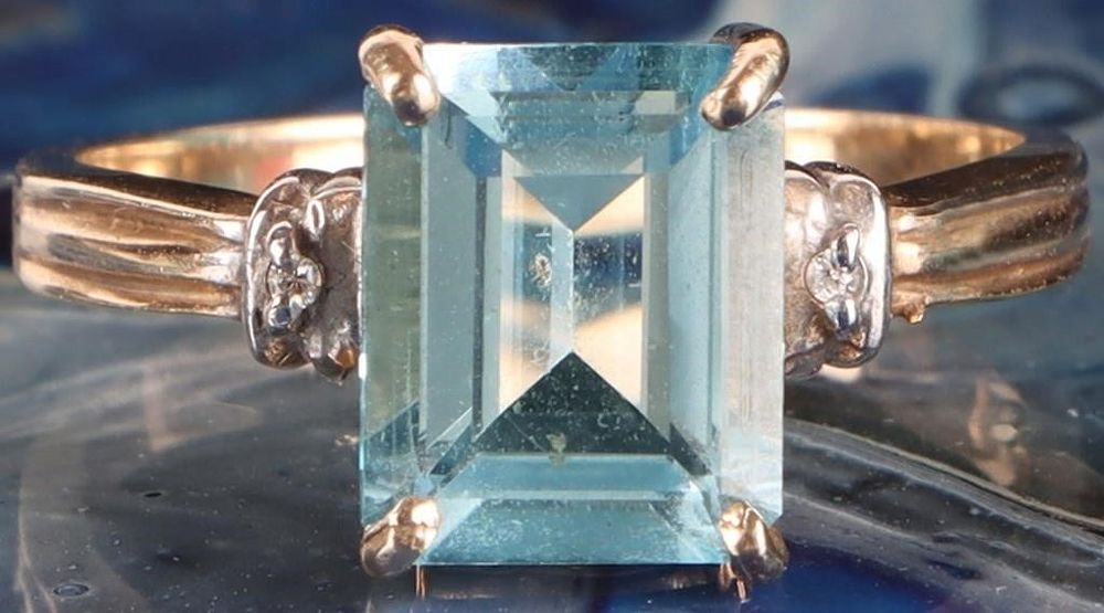 Lot 218175: 10K YELLOW GOLD LADIES RING W/ 3CT TOPAZ & DIAS