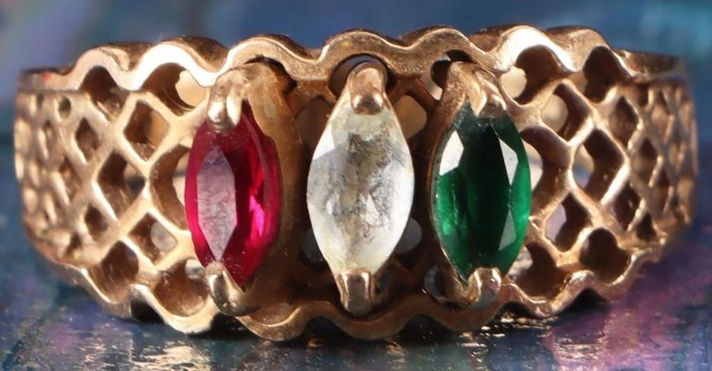 Lot 218179: 10K YELLOW GOLD RING ITALY RUBY QUARTZ SPINEL GEMS