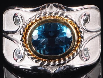 3.4CT LONDON BLUE TOPAZ & AQUAMARINE RING. 3.4CT London Blue Topaz and Aquamarine sterling 