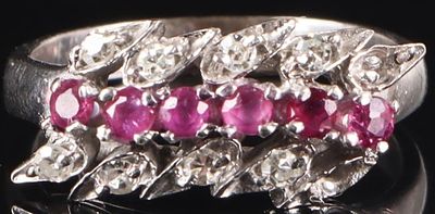 VINTAGE 10K WHITE GOLD RUBY & DIAMOND BYPASS RING. Vintage 10K white gold ruby &amp; diamond 