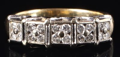 10K YELLOW GOLD DIAMOND LADIES RING. 10K yellow gold diamond ladies ring. Gemstones to include 