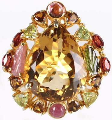 26CT YELLOW CITRINE GEMSTONE STERLING SILVER RING. 2.0ct pear yellow citrine and gemstone 