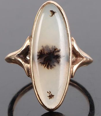 10K YELLOW GOLD DENDRITIC AGATE LADIES RING. 10K yellow gold dendritic agate ladies ring. 