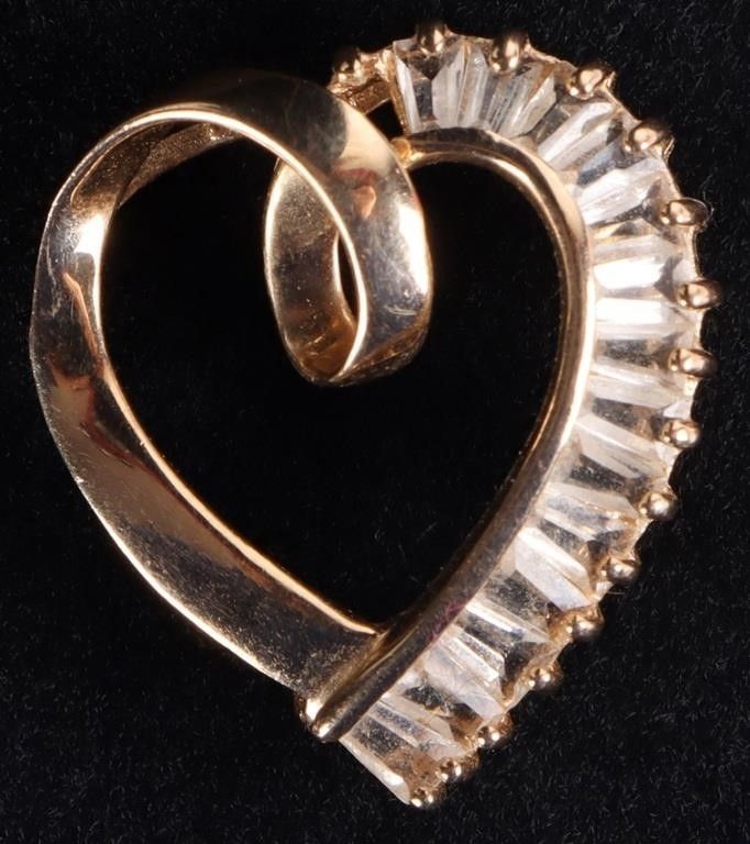 Lot 220383: 14K YELLOW GOLD TOPAZ LADIES HEART PENDANT