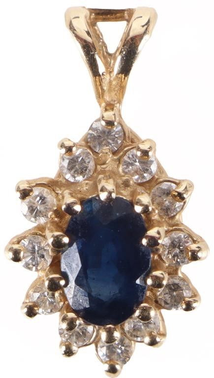 Lot 220388: ~0.5CTW SAPPHIRE & DIAMOND LADIES HALO  PENDANT