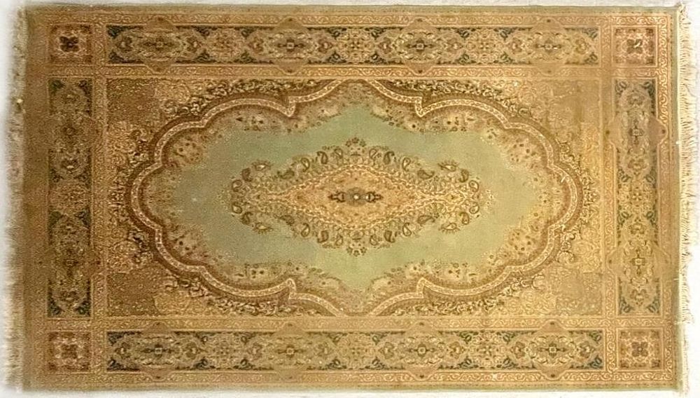 Lot 220447: LARGE ORNATE PERSIAN HAND-KNOTTED AREA RUG