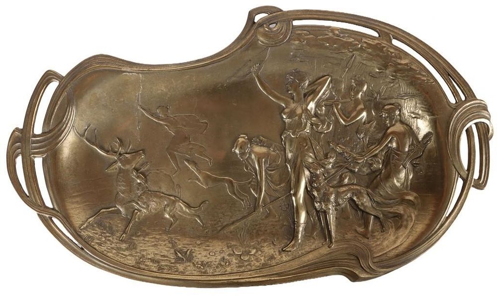 Lot 220450: ART NOUVEAU "DIANA THE HUNTRESS" BRONZE WALL PLATE