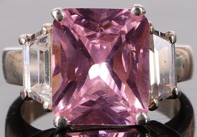 9X11MM PINK CUBIC ZIRCONIUM STERLING SILVER RING. 9.0x11.0mm pink cubic zirconium sterling 