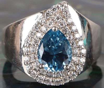 1.0CT PEAR TOPAZ CZ STERLING SILVER LADIES RING. 1.0ct pear topaz and cubic zirconium sterling 