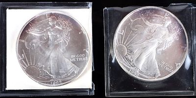 1992 S/W FINE SILVER AMERICAN EAGLES - (2). Two 1992 San Francisco/ West Point fine silver 