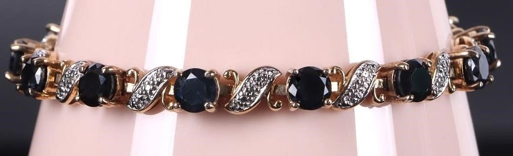 Lot 222162: 6.5CTW SAPPHIRE TENNIS BRACELET IN 10K OVER 925