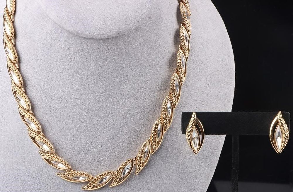 Lot 222204: BRILLIANT MONET LADIES DESIGNER JEWELRY SET (2)