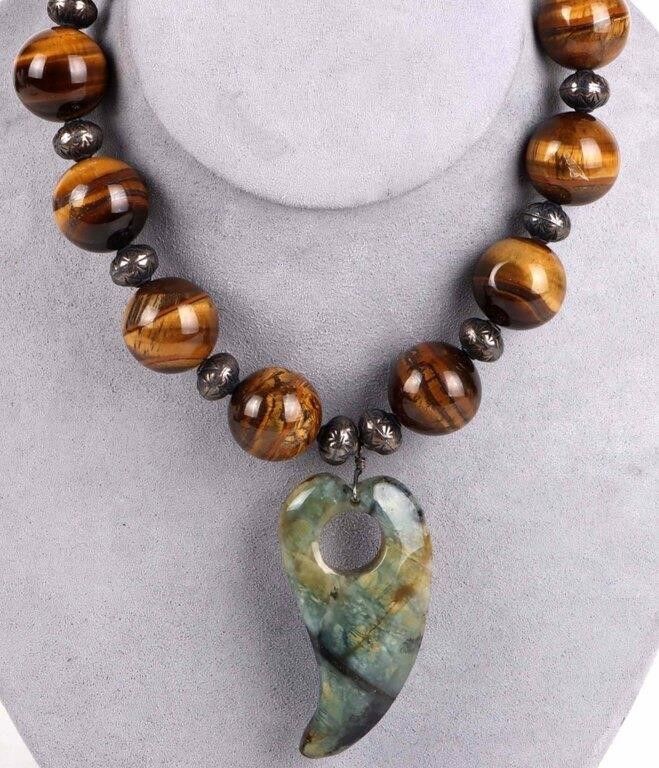 Lot 222231: ~18.5MM TIGER'S EYE BLUE STONE NECKLACE