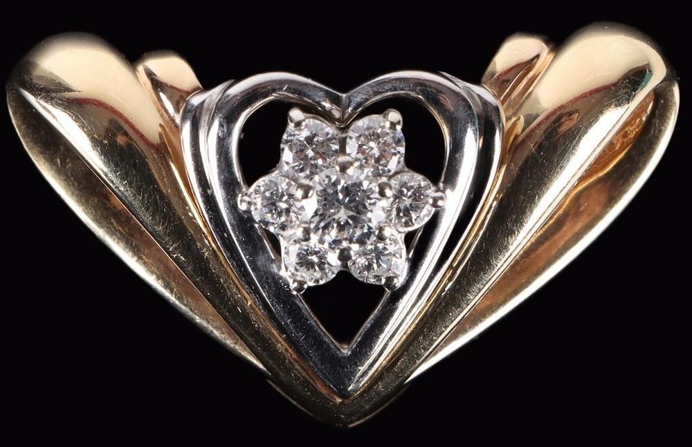 Lot 222253: 14K YELLOW/WHITE GOLD PENDANT VS D-COLOR DIAMONDS