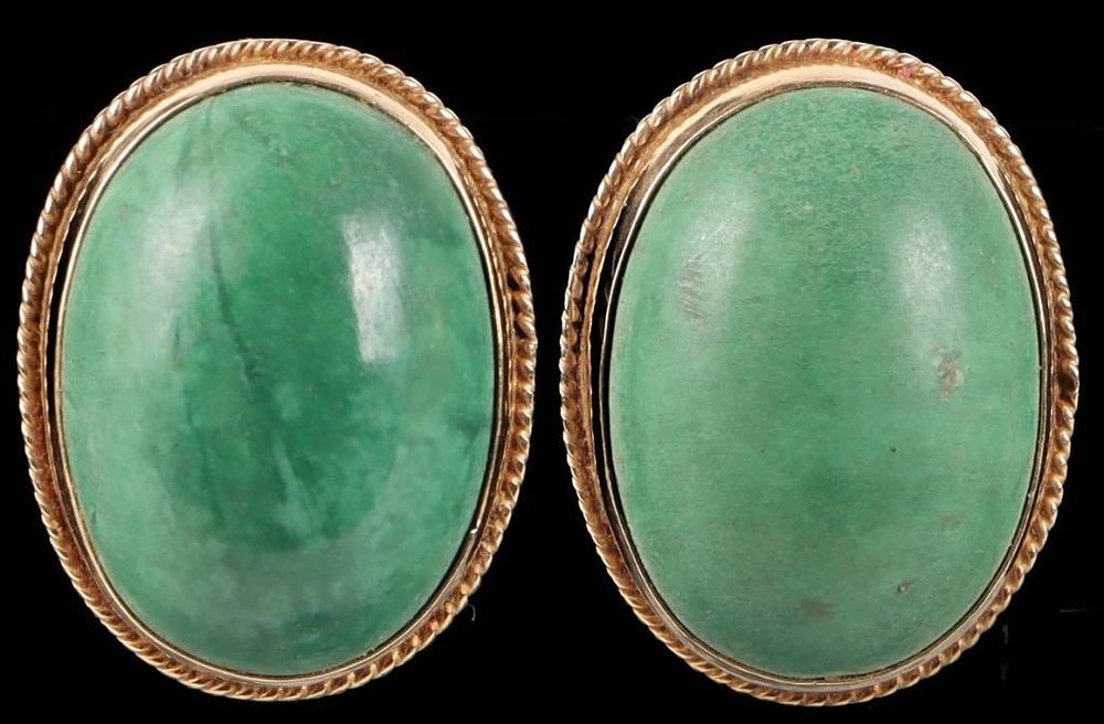 Lot 222308: 14K YELLOW GOLD LADIES EARRINGS W/ GREEN AGATE
