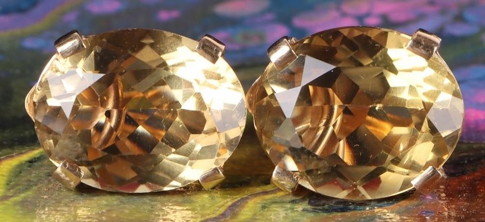 Lot 222311: 14K YELLOW GOLD CITRINE LADIES CLIP-ON EARRINGS