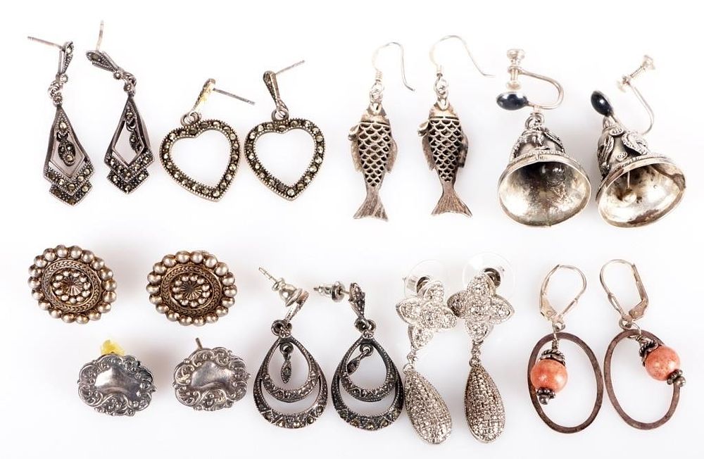 Lot 222330: STERLING SILVER ANTIQUE/VINTANGE EARRINGS (9)