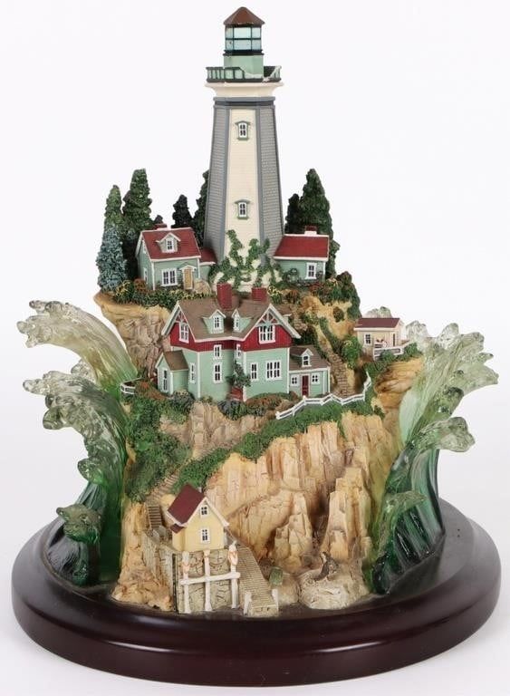 Lot 222366: LENOX "ISLAND LIGHTHOUSE" LEGACY EDITION 130/2000