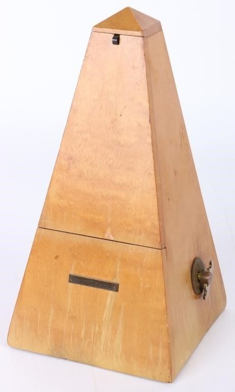 Lot 222441: VINTAGE SETH THOMAS MECHANICAL METRONOME #10