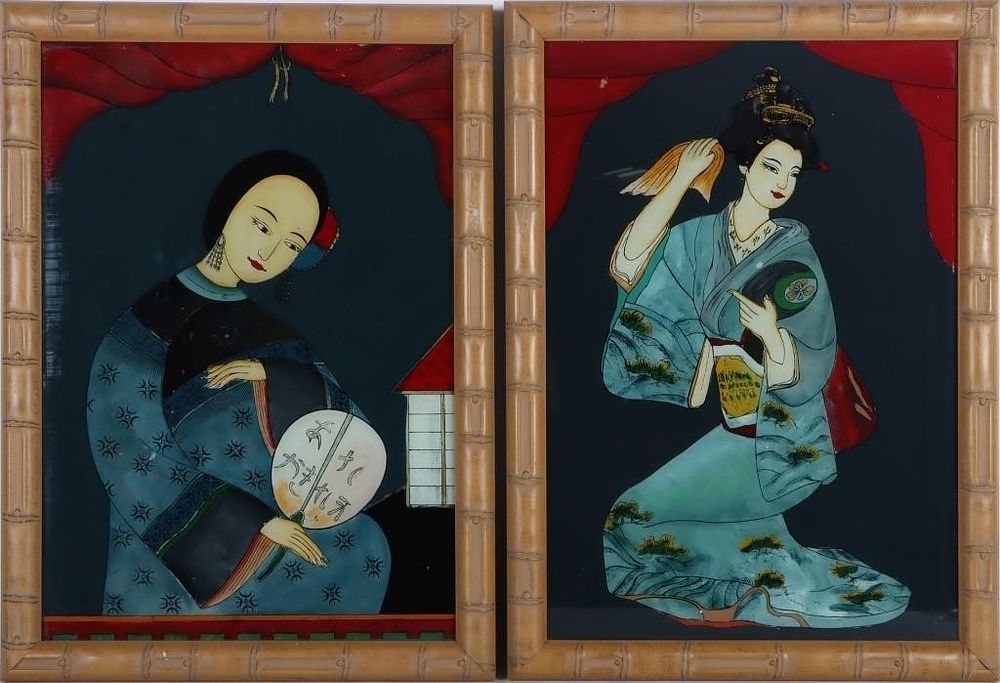 Lot 223447: 19TH C. CHINESE SCHOOL REVESE PAINTING PAIR