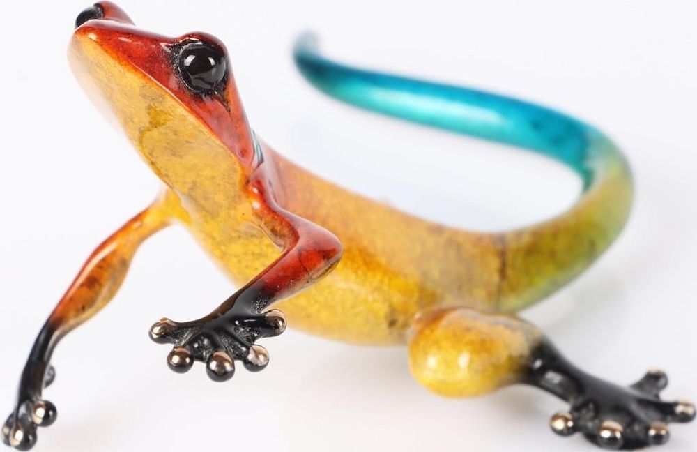 Lot 224304: SIGNED TIM COTTERILL "KIKI" BRONZE ENAMEL GECKO