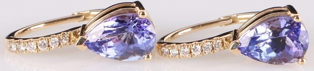 Lot 224335: 14K YELLOW GOLD LADIES EARRINGS W/ AMETHYST & DIAS