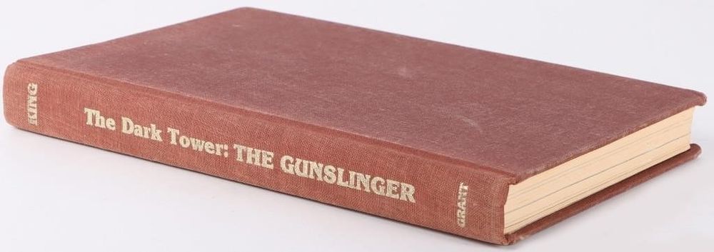 Lot 224413: DARK TOWER 1 GUNSLINGER 1ST EDITION & PRINT NO DJ