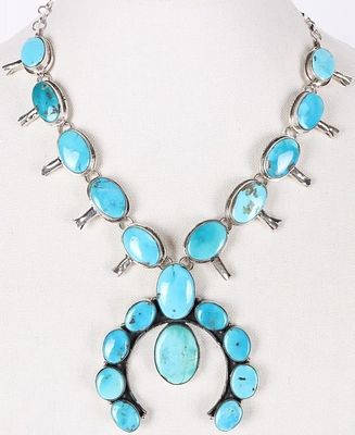 SW STYLE 925 LADIES NECKLACE W/ LARGE TURQUOISE. Very fine southwest style sterling silver 