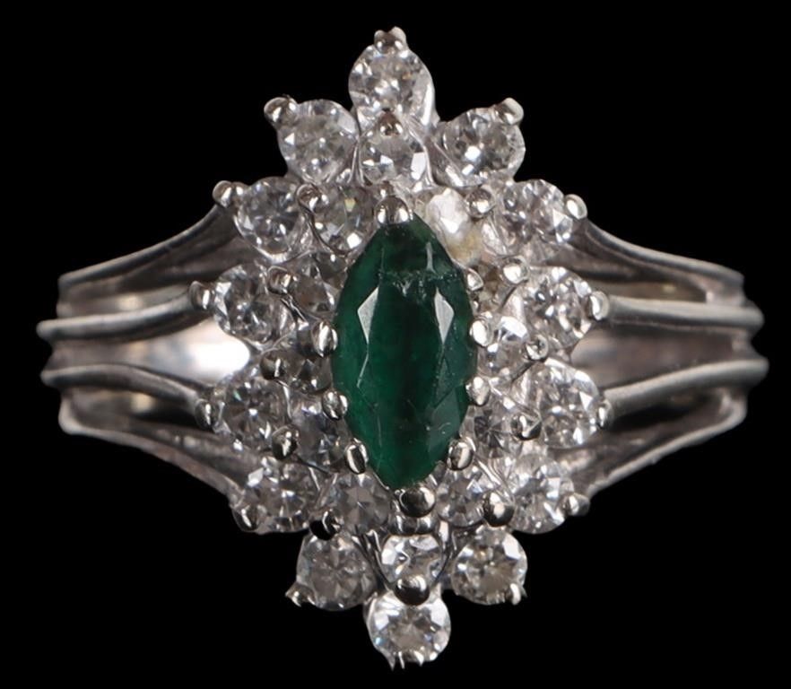 Lot 226167: 14K WHITE GOLD EMERALD NATURAL DIAMOND LADIES RING