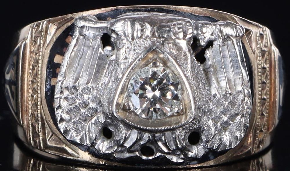 Lot 226214: 10K YELLOW GOLD 32ND DEGREE FREEMASON RING W/ DIA