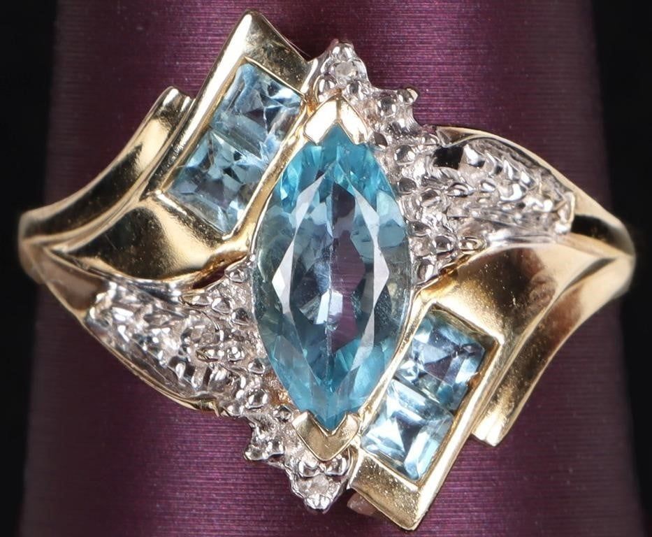 Lot 226224: 1.39 TOPAZ CTW 10K YELLOW GOLD LADIES RING W/ DIAS