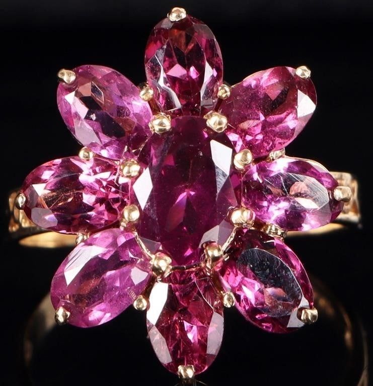 Lot 226232: 10K YELLOW GOLD LADIES RING W/ SYNTH TOURMALINE