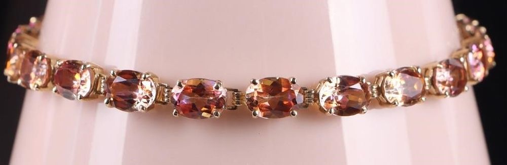 Lot 226256: 10K YELLOW GOLD LADIES BRACELET W/ SUNSET SAPPHIRE