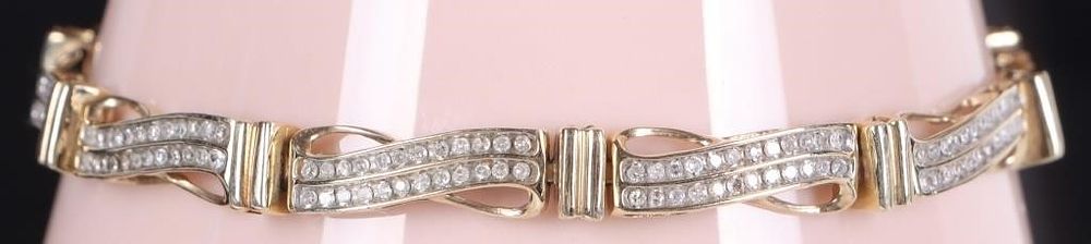 Lot 226262: 2.4CTW DIAMONDS 10K YELLOW GOLD LADIES BRACELET