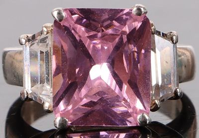 9X11MM PINK CUBIC ZIRCONIUM STERLING SILVER RING. 9.0x11.0mm pink cubic zirconium sterling 