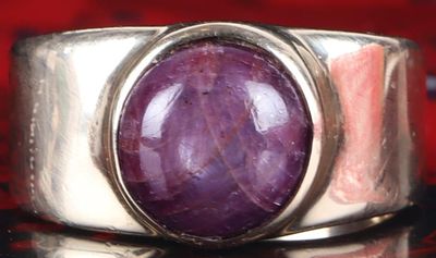 MEN'S 12.2MM STAR RUBY CABOCHON 14K GOLD RING. Men's12.2mm star ruby cabochon 14k yellow gold 
