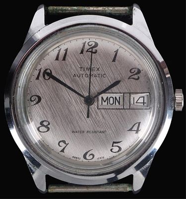 VINTAGE 1979 TIMEX VISCOUNT AUTOMATIC WRISTWATCH. Vintage 1979 Timex Viscount automatic 
