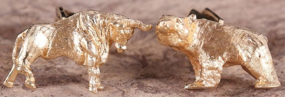 Lot 229206: 14K YELLOW GOLD CUFFLINKS WALL STREET BULL & BEAR