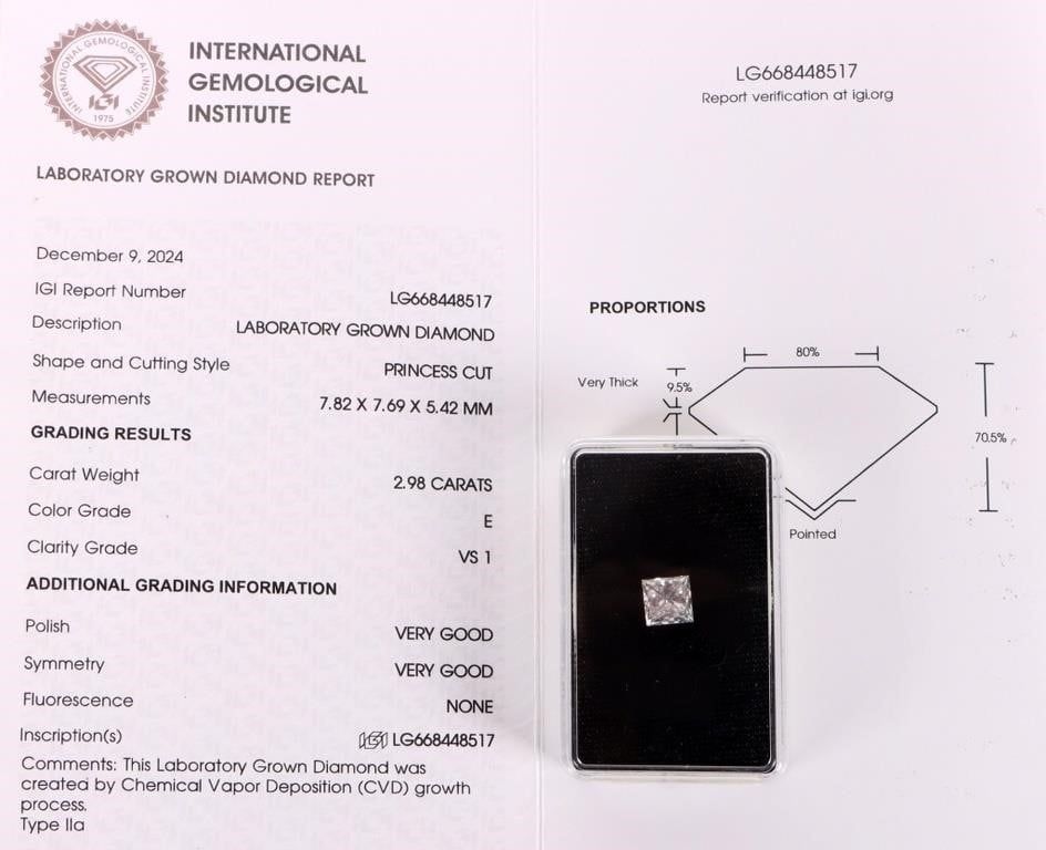 Lot 229231: VS-1 2.98CT PRINCESS FACETED LAB DIAMOND IGI CERT