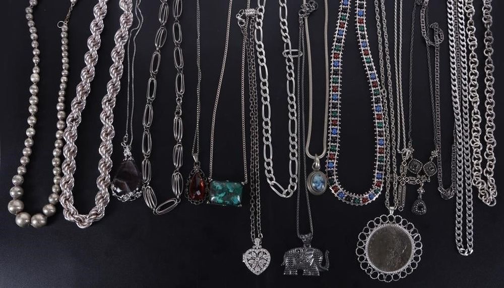 Lot 229269: STERLING SILVER ASSORTED NECKLACES LOT OF 17