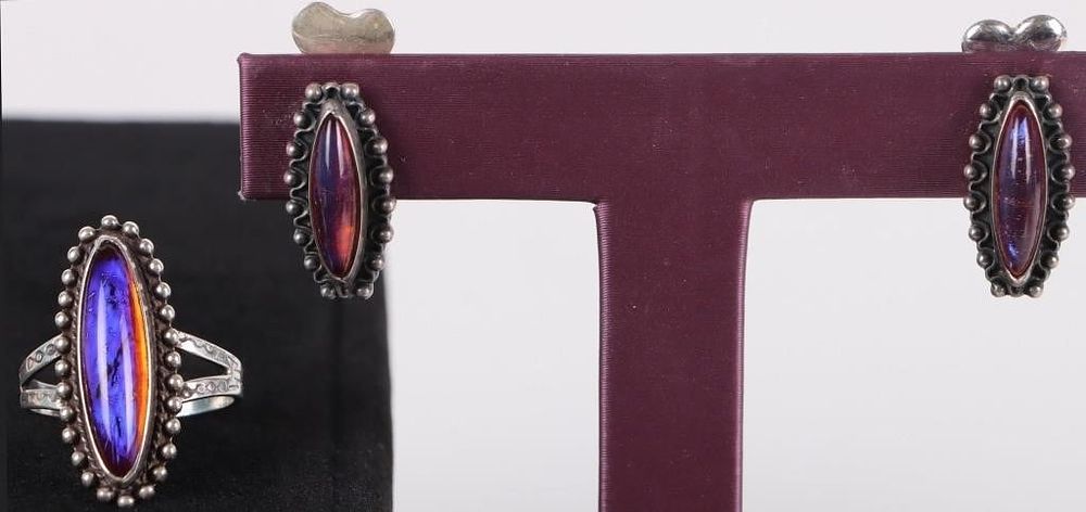 Lot 229320: FIRE OPAL STERLING SILVER EARRINGS & RING