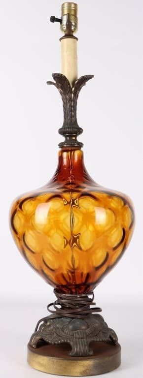 Lot 229398: VINTAGE MIDCENTURY MODERN AMBER SWIRL BRASS LAMP