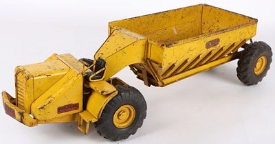 VINTAGE DOEPKE WOOLDRIDGE DUMP BOTTOM EARTH MOVER. Vintage Doepke Wooldridge dump bottom earth 