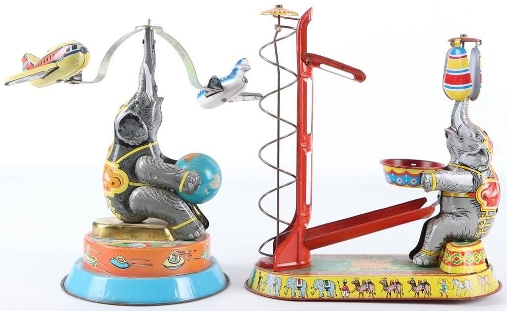 Lot 230529: WIND UP PERFORMING TIN ELEPHANTS LOT OF TWO