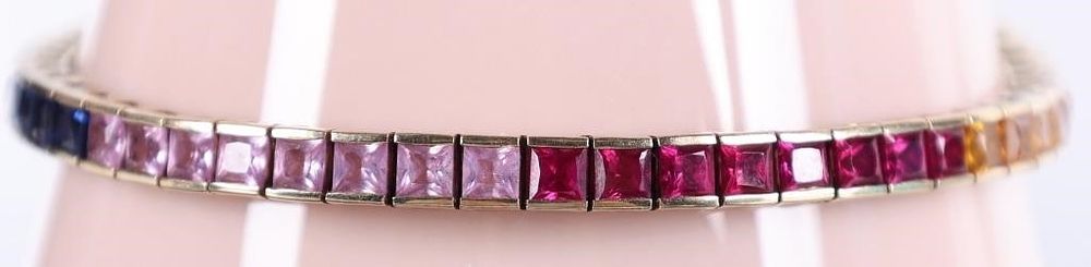 Lot 232271: 10K YELLOW GOLD MULTICOLORED SAPPHIRE BRACELET