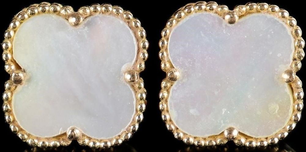 Lot 232293: 18K YELLOW GOLD MOTHER OF PEARL CLOVER EARRINGS