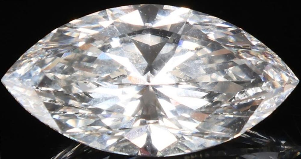 Lot 232307: 5.08CT MARQUISE LAB GROWN DIAMOND F VVS 2 W/ IGI