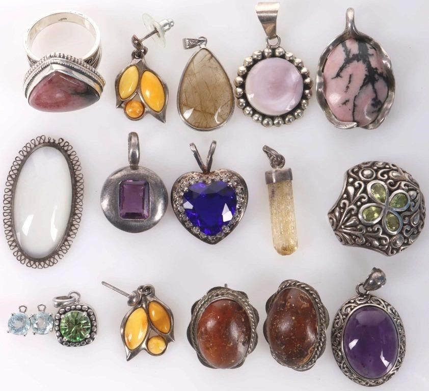 Lot 232356: STERLING SILVER LADIES EARRINGS & PENDANTS (14)