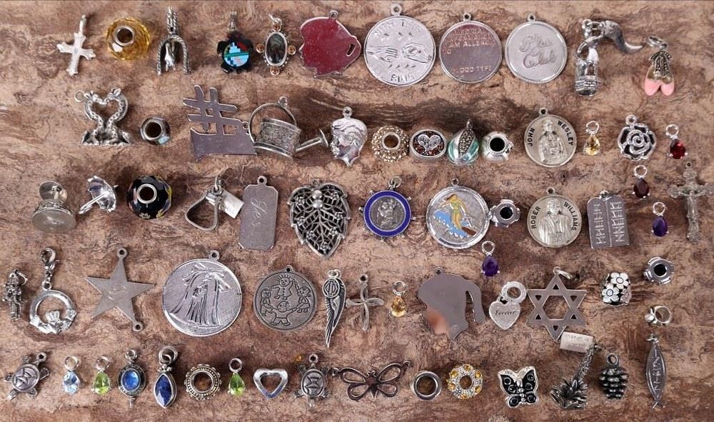 Lot 232370: UNIQUE STERLING SILVER PENDANTS AND CHARMS (70)