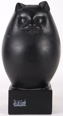 RICHARD RECCHIA PERSIAN CAT SCULPTURE. Richard Recchia (1888-1983, American) Persian Cat 